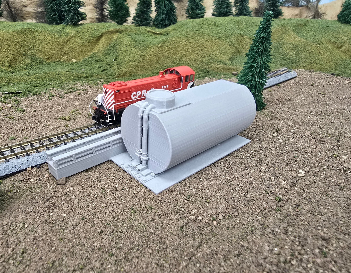 Z Scale Storage Tank: Ideal for Tight Spaces 2 Pack
