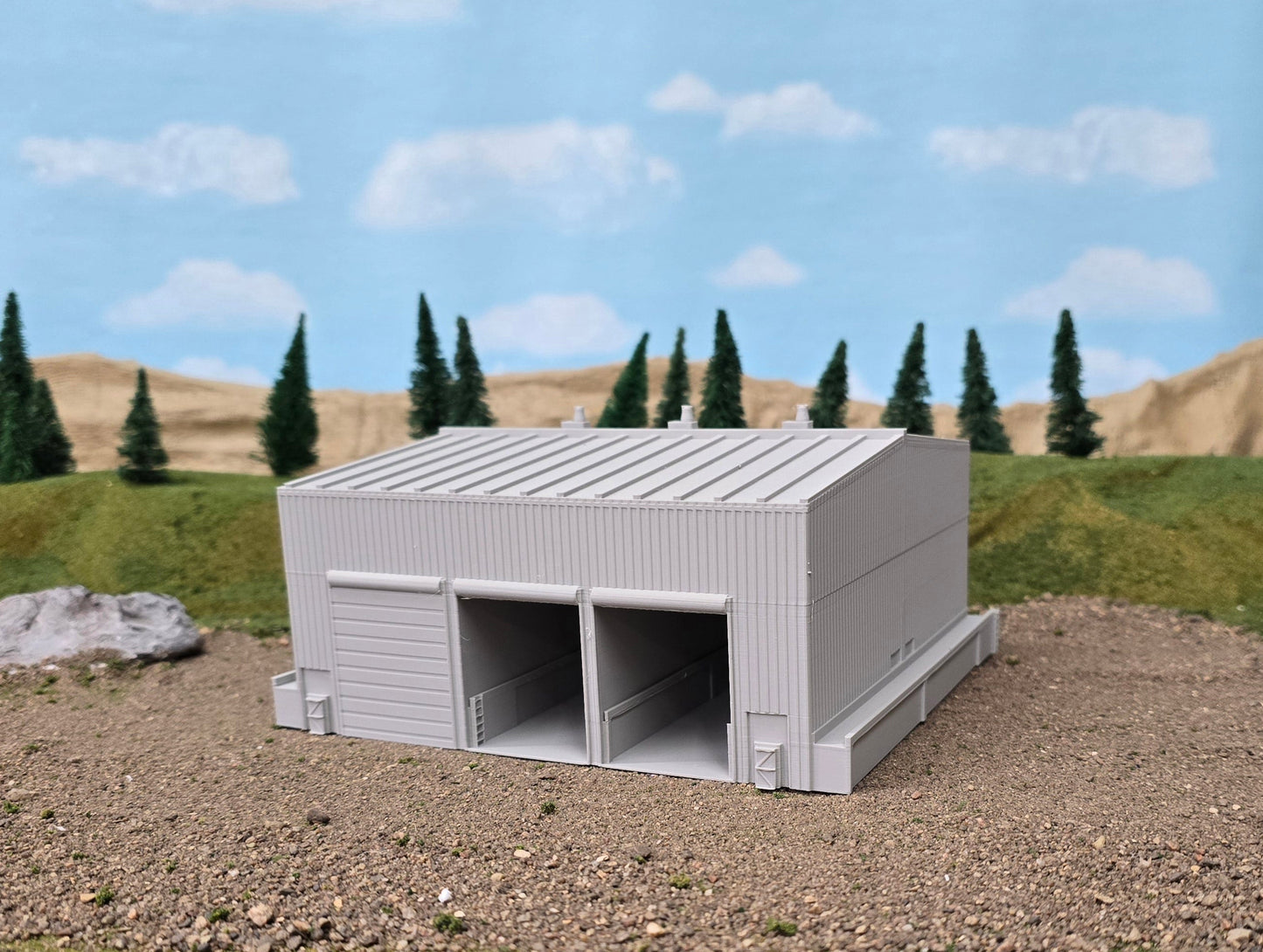 Z Scale 5 Bay Shed for Train Parking