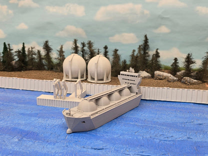 Z Scale LNG Transport Ship