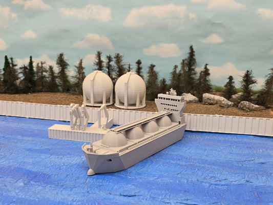 Z Scale LNG Transport Ship